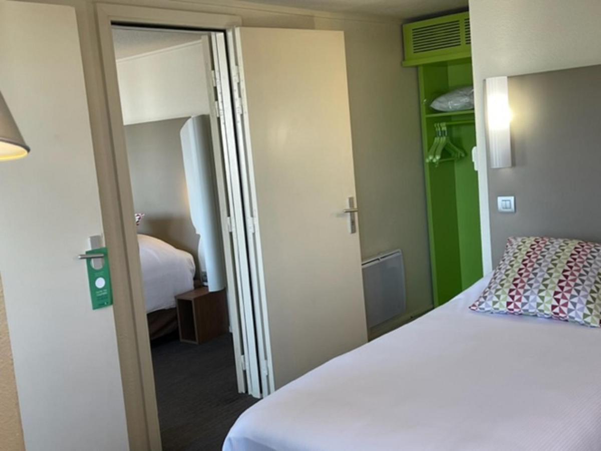 Campanile Annecy - Cran Gevrier Hotel Bagian luar foto